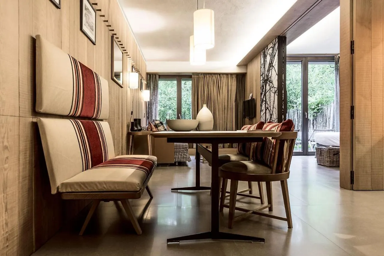 בורמיו Eden Hotel